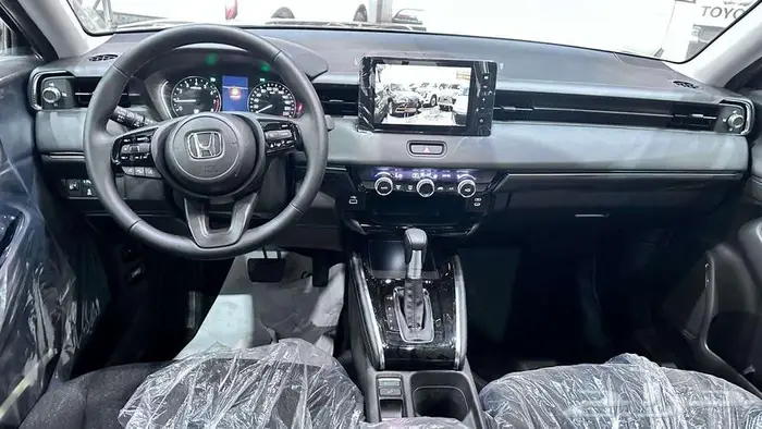 هوندا HRV.LX نص فل 2025 عرض خاص 6