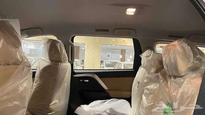 عرض خااص ميتسوبيشي مونتيرو ستاندر مطور ML موديل 2025 بنزين 8