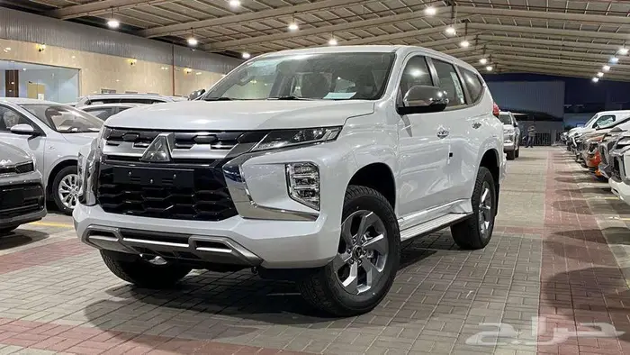 عرض خااص ميتسوبيشي مونتيرو ستاندر مطور ML موديل 2025 بنزين 0