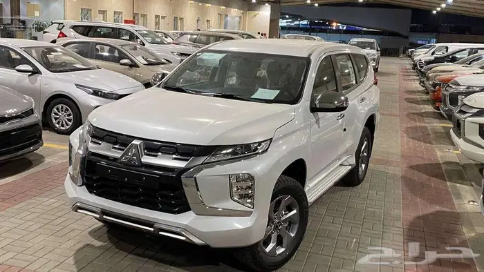 عرض خااص ميتسوبيشي مونتيرو ستاندر مطور ML موديل 2025 بنزين 1