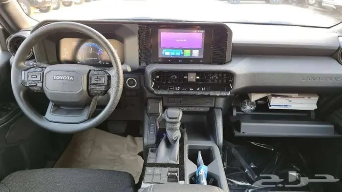 تويوتا برادو 2.4 تي اكس 1 2025 بنزين ستاندر سياحي 9