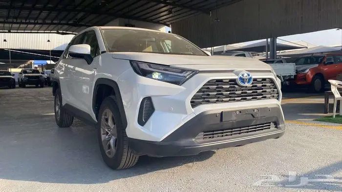 راف فور - 2024 استاندر بدون دبل محرك 2500cc 2