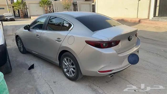 مازدا 3 موديل 2025 ماشي 5 الاف فقط 0