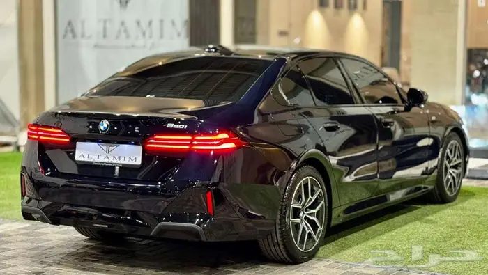 M KIT - BMW 520i 2024(كاش - تمويل جميع البنوك) 5