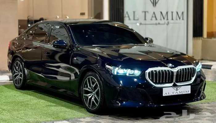 M KIT - BMW 520i 2024(كاش - تمويل جميع البنوك) 1