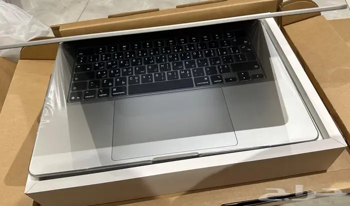 ابل ماك بوك اير M4 7