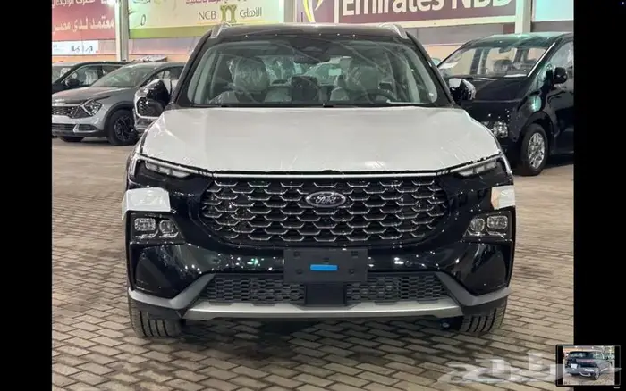 فورد تيريتوري تيتانيوم 2025 فل كامل لون اسود 1