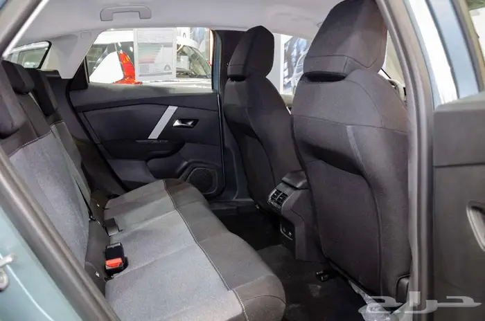 سيتروين C4 نص فل - موديل 2023 كاش وتقسيط ( افضل الاسعار ) 8