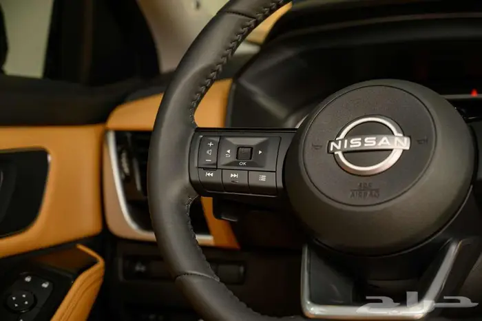 نيسان اكس تريل SV بلس فتحت سقف جلد موديل 2025 14