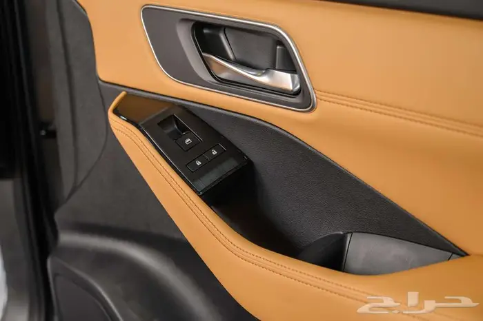 نيسان اكس تريل SV بلس فتحت سقف جلد موديل 2025 12