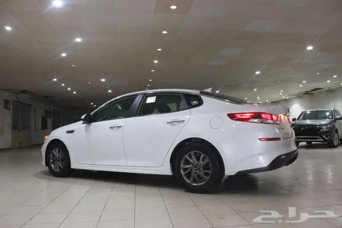 اوبتيما 2020 ابيض لولي بطاقة جمركية 4