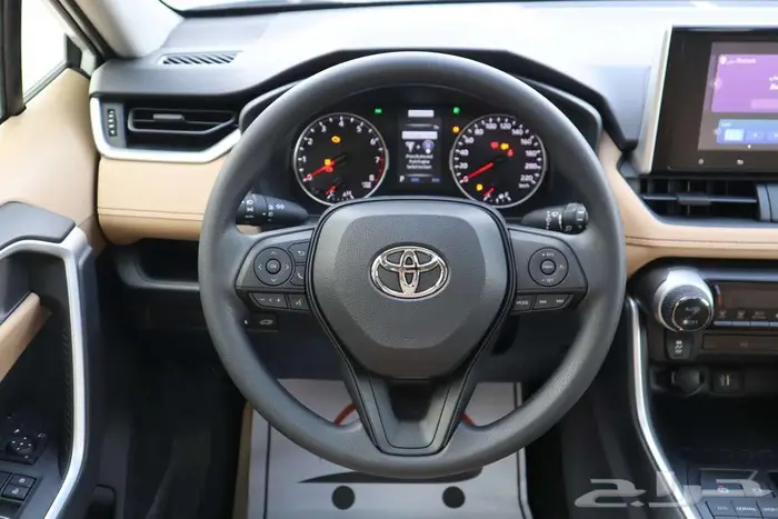 تويوتا راف فور فتحة XLE بنزين 2025 سعودي اقل سعر 6