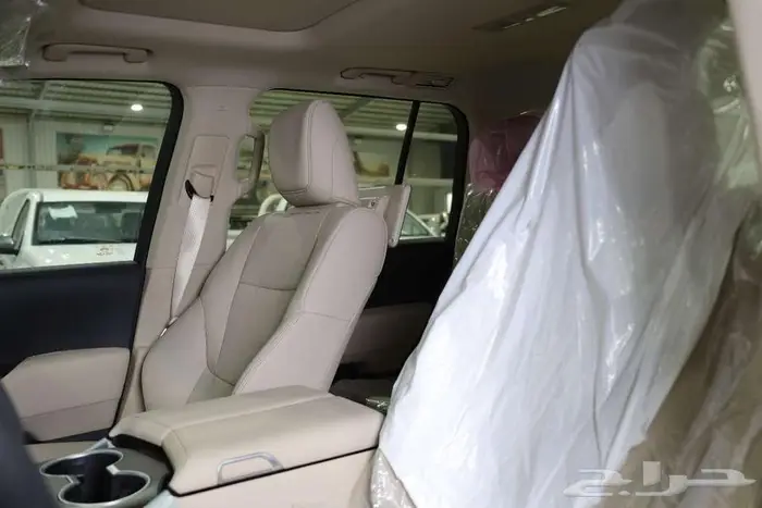 تويوتا جي اكس ار ال 4 رصاصي 22