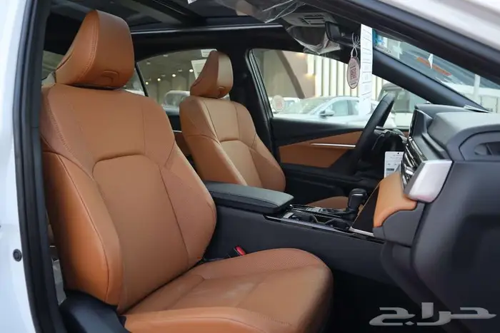 تويوتا كامري جميع المواصفات اقل سعر تمويل فرع جده 32