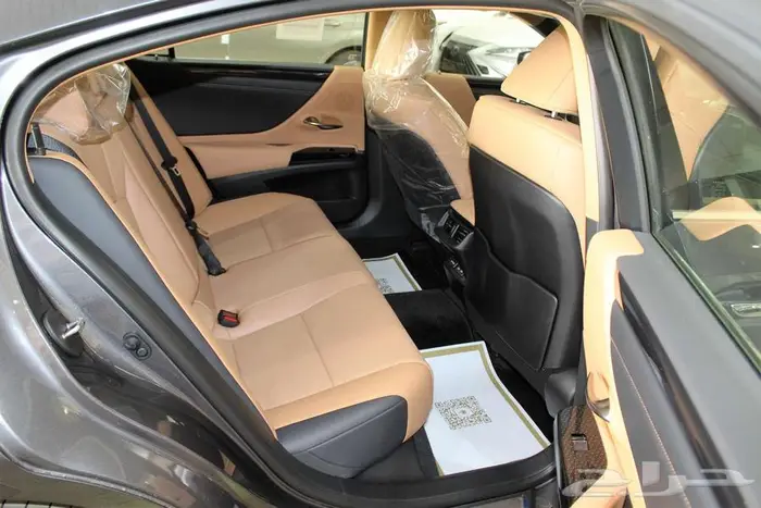 لكزس - ES250 AA -خليجي-2025-جناح-تشغيل عن بعد-ازياق جانبيه 7