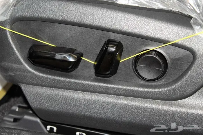 لكزس - ES250 AA -خليجي-2025-جناح-تشغيل عن بعد-ازياق جانبيه 9