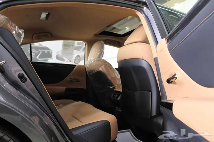 لكزس - ES250 AA -خليجي-2025-جناح-تشغيل عن بعد-ازياق جانبيه 11