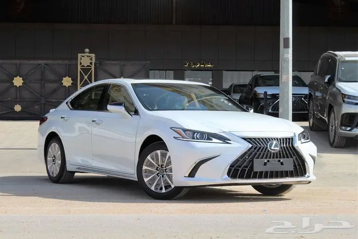 لكزس - ES300 Ah هايبرد - 2025 - خليجي 2