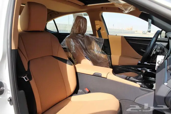 لكزس - ES300 Ah هايبرد - 2025 - خليجي 12