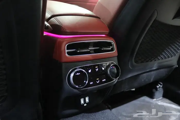 هيونداي جنسس GV70 فل كامل رويال 2024 22