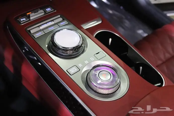 هيونداي جنسس GV70 فل كامل رويال 2024 23