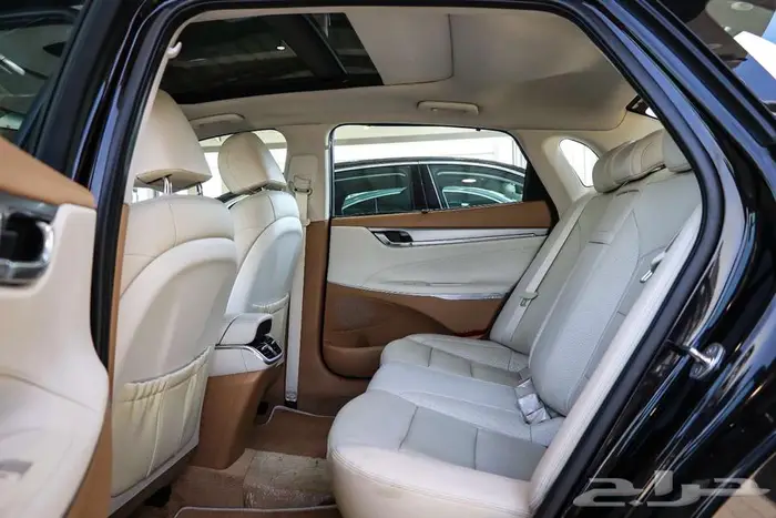 هيونداي ازيرا نص فل موديل 2023 9