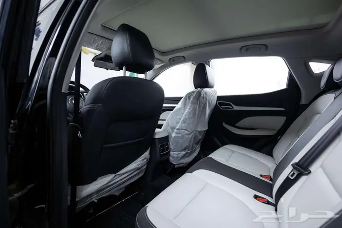 ام جي ZS فل كامل 2022 11