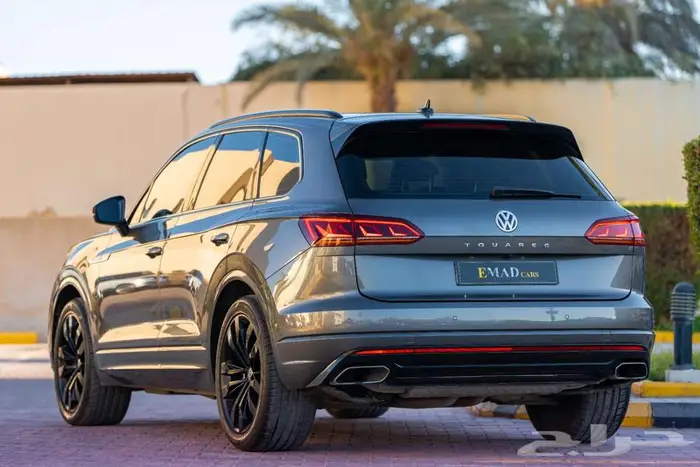 فولكس واجن R-LINE 2019 رمادي 3