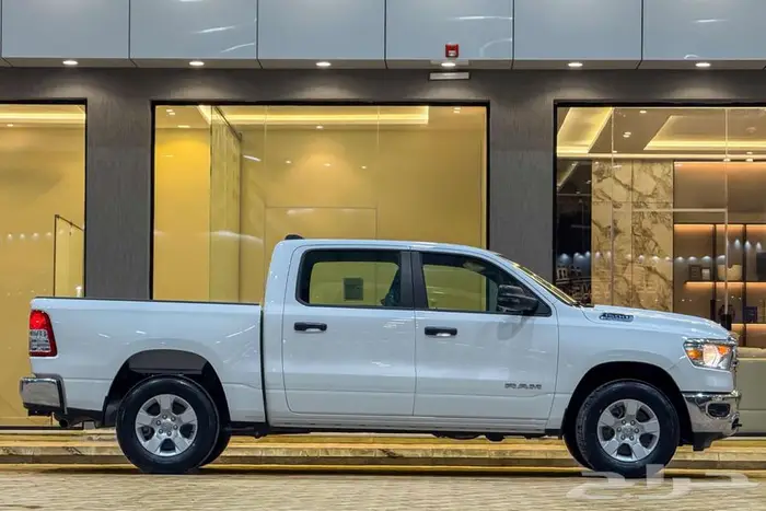 دودج رام BIGHORN 2023 ابيض سعودي 2