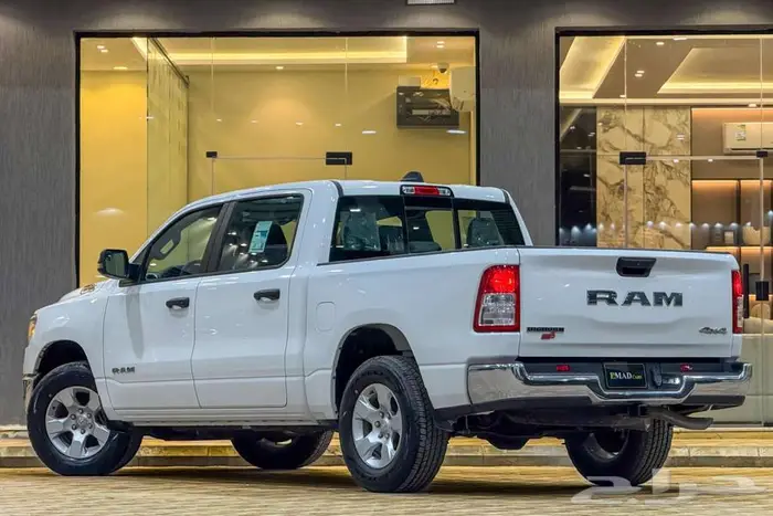 دودج رام BIGHORN 2023 ابيض سعودي 3