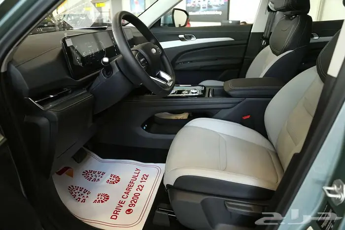 فورد تيريتوري امبيانتي 2026 تصميم أنيق ومواصفات كاملة 12