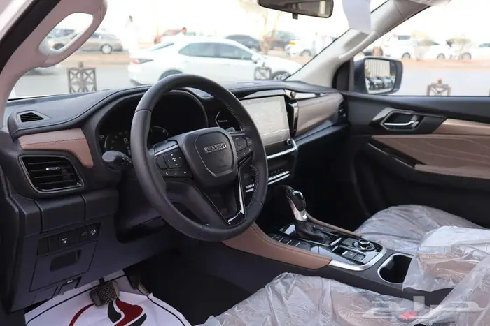 ايسوزو MUX فل كامل 2026 وارد سعودي 15