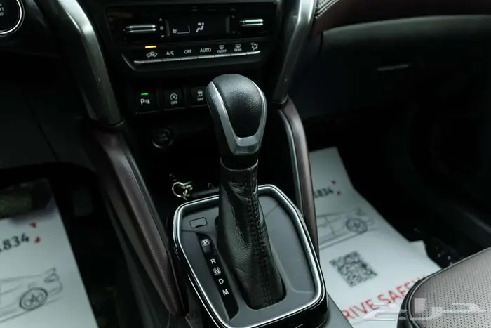 تويوتا اوربان كروز GLS فل 2026 اكتشف الأناقه و القوة 8