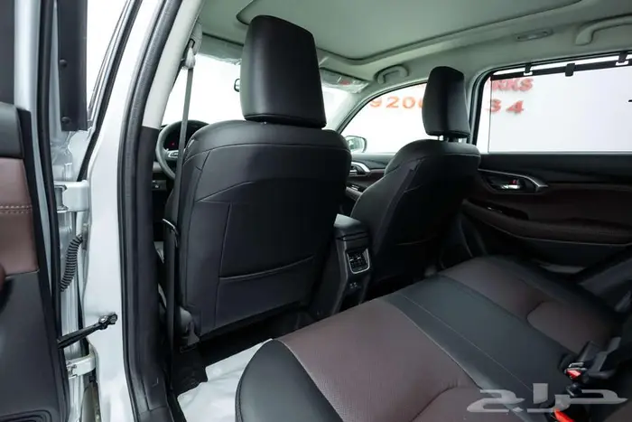 تويوتا اوربان كروز GLS فل 2026 اكتشف الأناقه و القوة 15