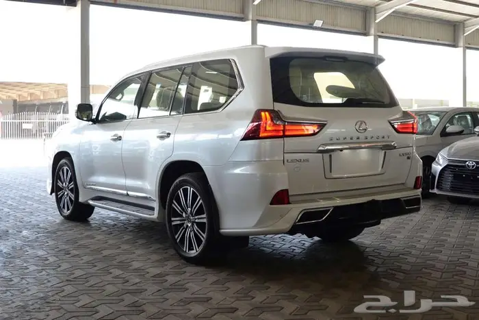 لكزس LX570s 2019 سوبر سبورت سعودي 5