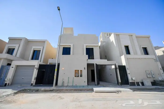 دور أرضي للبيع الرياض حي الجنادرية 0