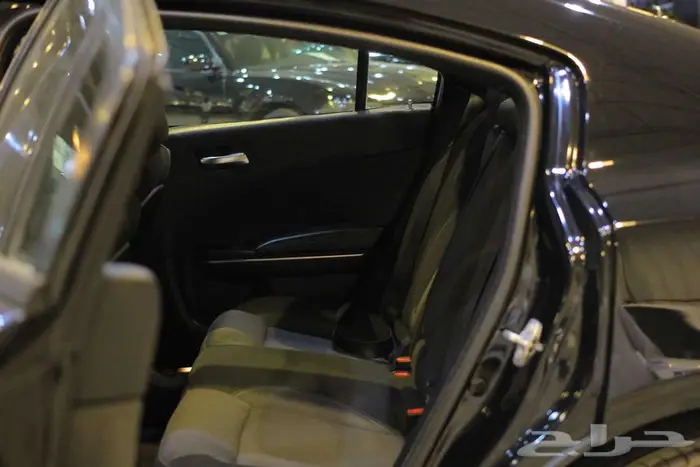 دودج تشارجر SXT 2018 13