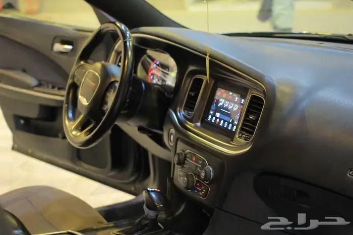 دودج تشارجر SXT 2018 17