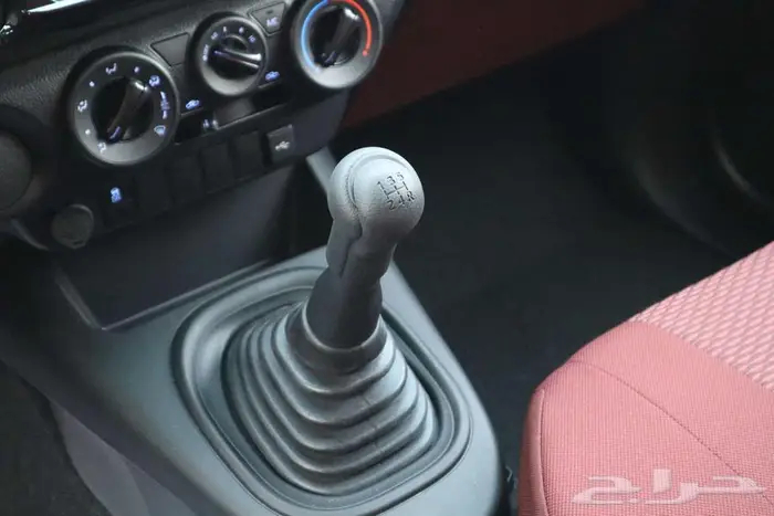 تويوتا هايلوكس 2025 ديزل (خذها ب اقل هاامش ربح) 17