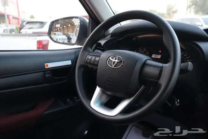 تويوتا هايلوكس 2025 ديزل (خذها ب اقل هاامش ربح) 6