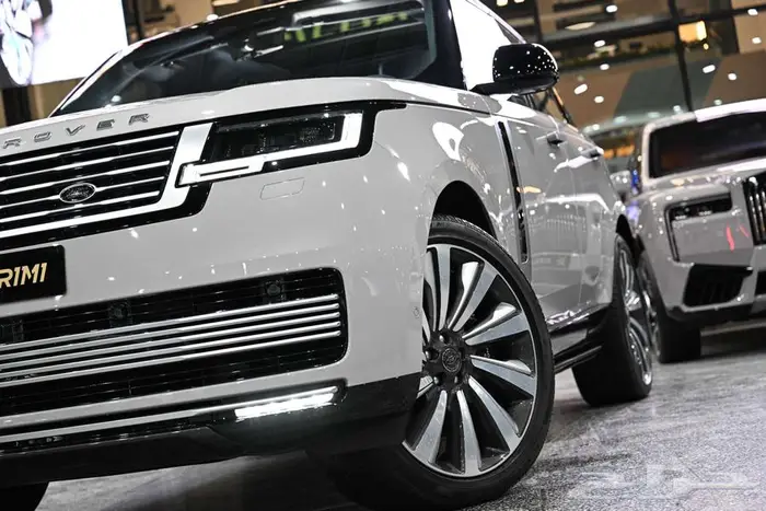 شركة البريمي لسيارات رانج روفر SV 2