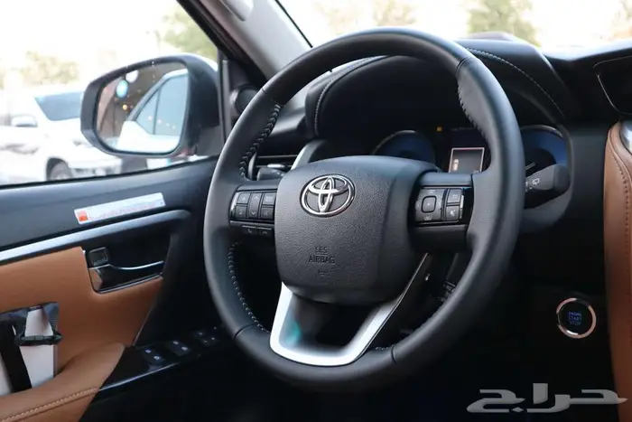 فورتشنر VX2 رادار و بدون رادار 2.8 ديزل 2024 سعودي 10