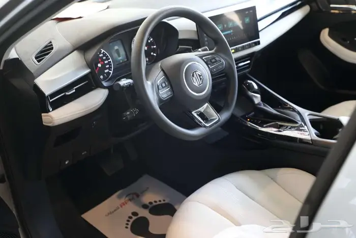 MG5 استندر الشكل الجديد 2025 16