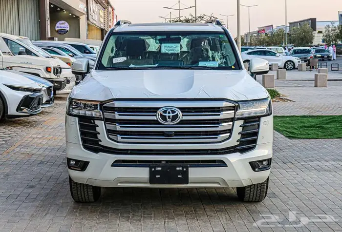 لاندكروزر GXR L2 موديل 2025 ديزل كاش واقساط باقل الاسعار 1