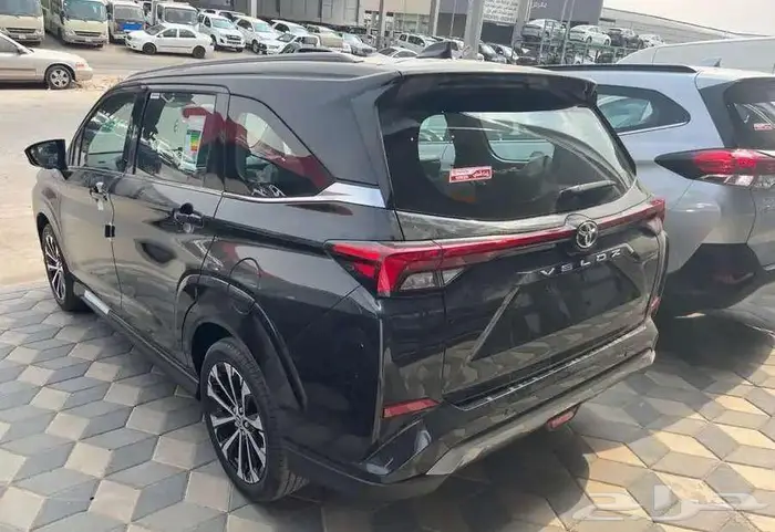 تويوتا فيلوز GLX بنزين 2025 2