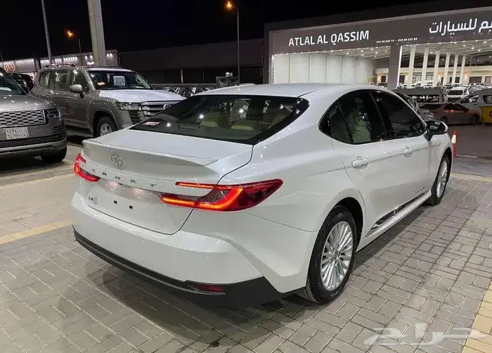 تويوتا كامري LE بنزين 2025 5