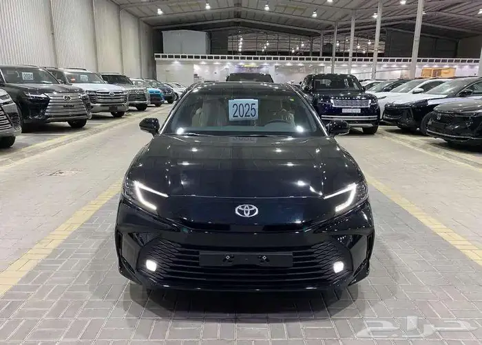 تويوتا كامري LE بنزين 2025 10
