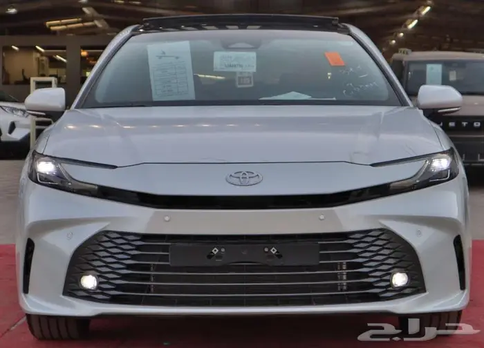 تويوتا كامري قراندي وكامري لومير 2025 مبيعات بنوك اقساط فقط 8