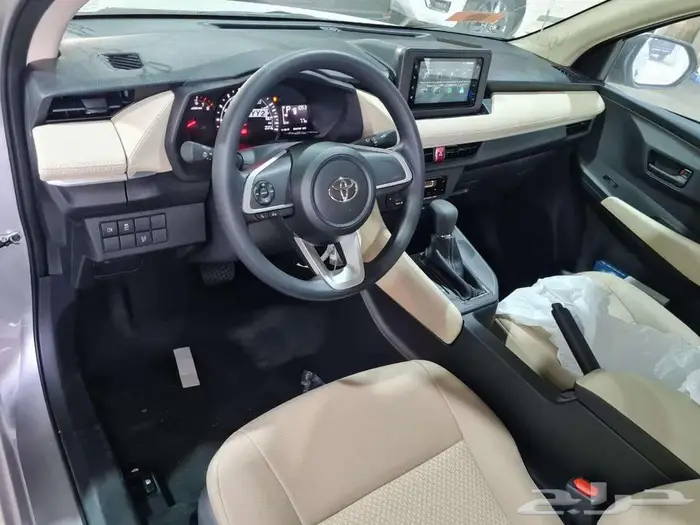 يارس 2026 ستاندر أبيض أو رمادي كاش وتمويل ميسر 9