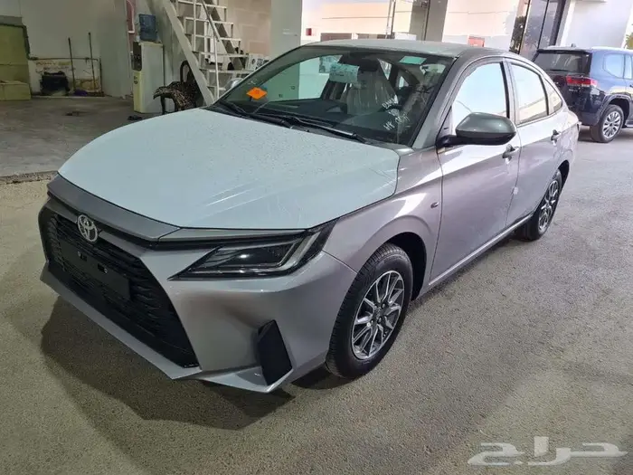 يارس 2026 ستاندر أبيض أو رمادي كاش وتمويل ميسر 2